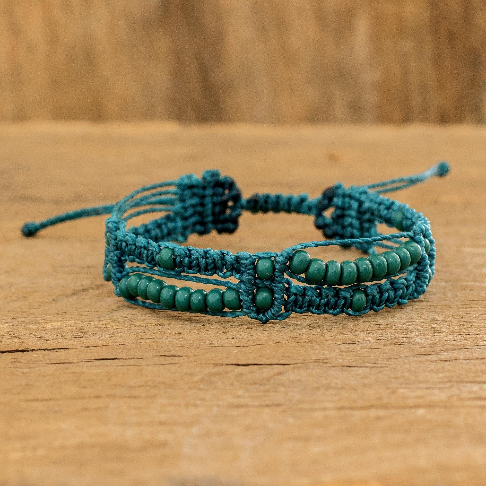 Macrame Bracelet - Mixco Trails in Teal